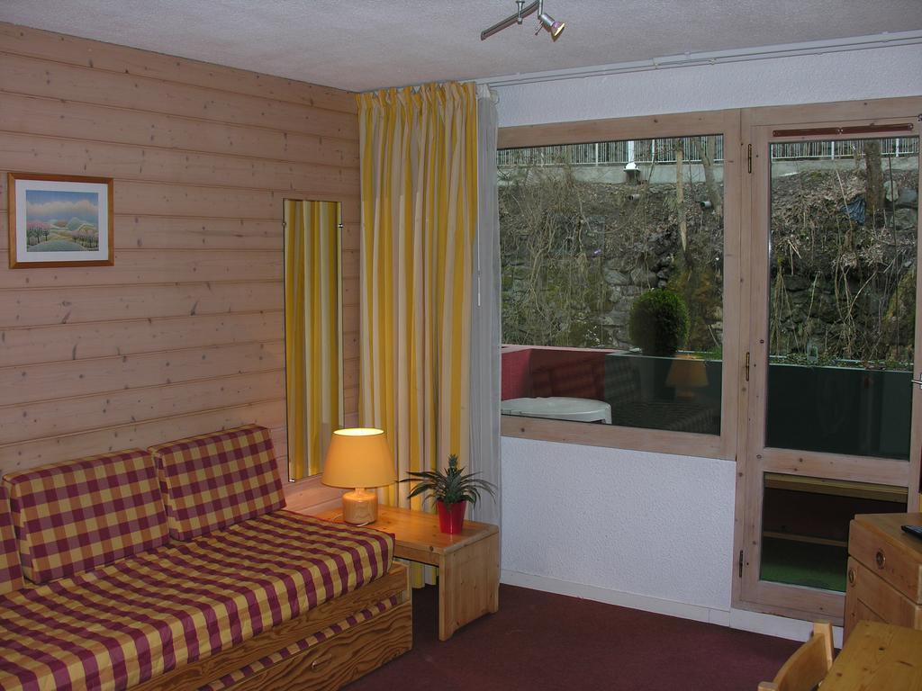 Les Nereides Studios Et Appartements Brides Les Bains Экстерьер фото